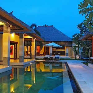  Villa Cahaya